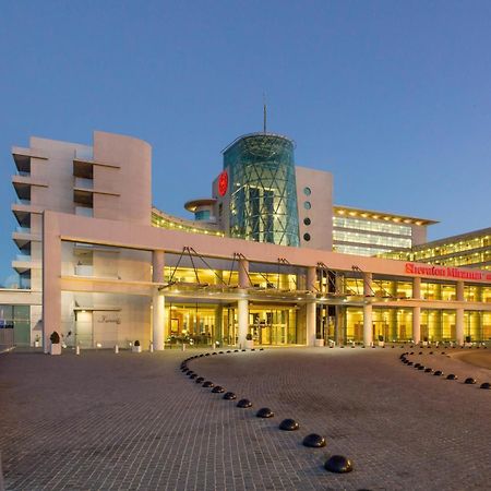 喜来登美丽华酒店及会议中心 比尼亚德尔马 外观 照片 The American University of Ras Al Khaimah
