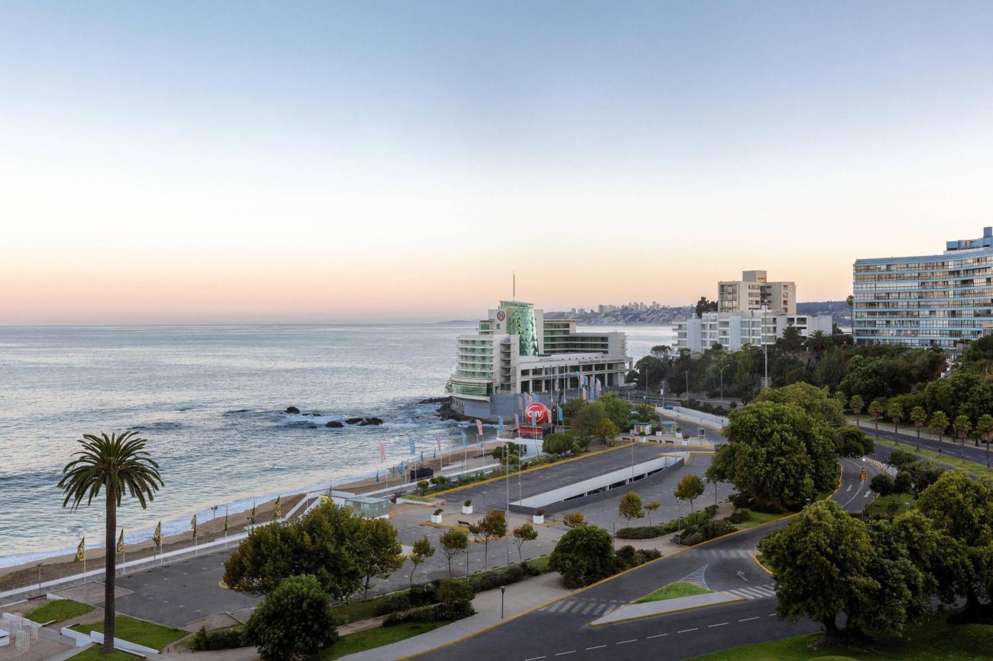喜来登美丽华酒店及会议中心 比尼亚德尔马 外观 照片 View of the coast of the city of Concepción.