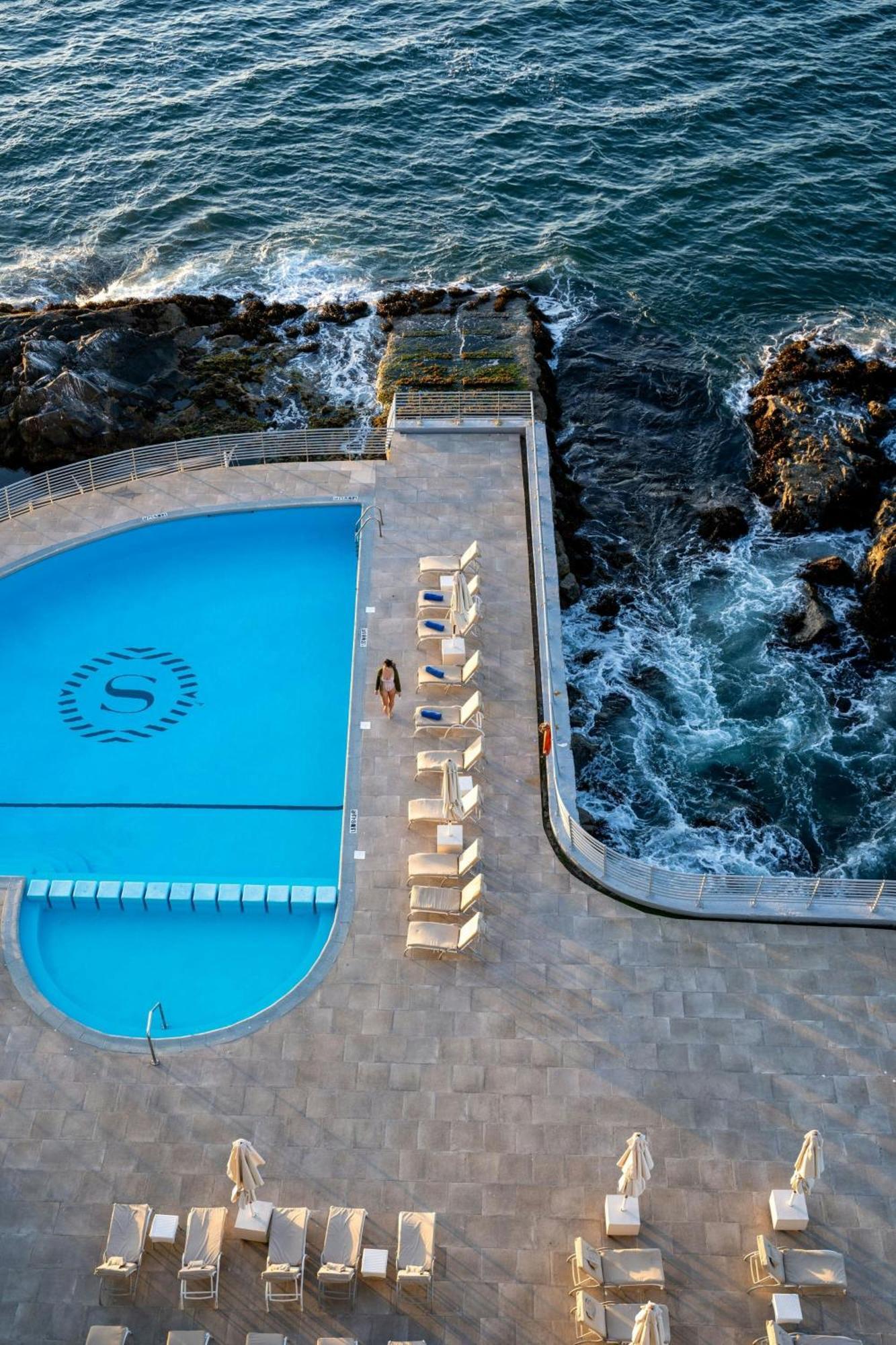 喜来登美丽华酒店及会议中心 比尼亚德尔马 外观 照片 The pool at the Hotel