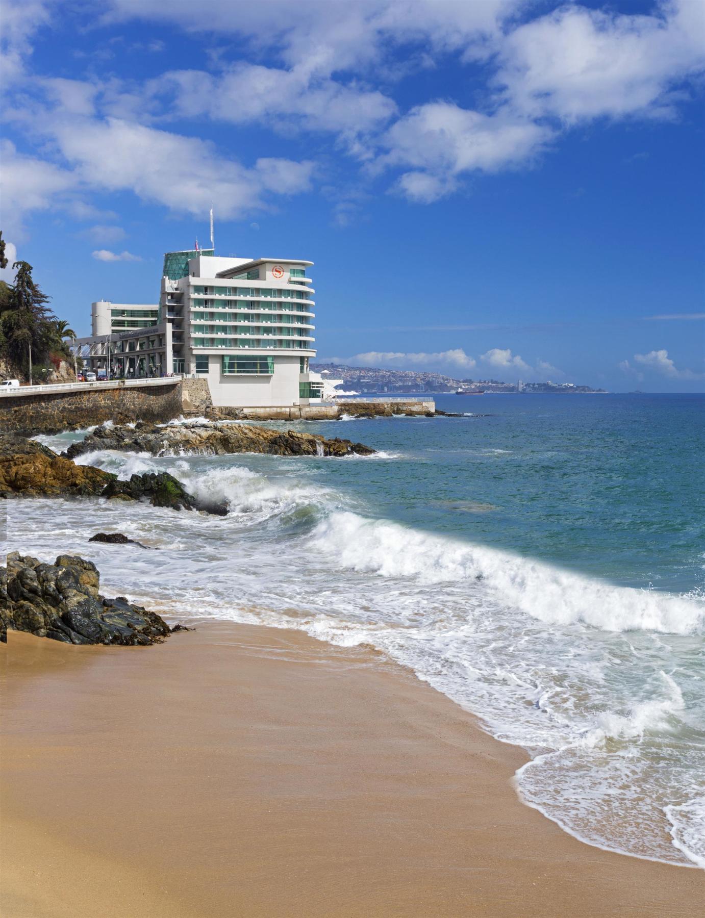 喜来登美丽华酒店及会议中心 比尼亚德尔马 外观 照片 The beach of the Hotel